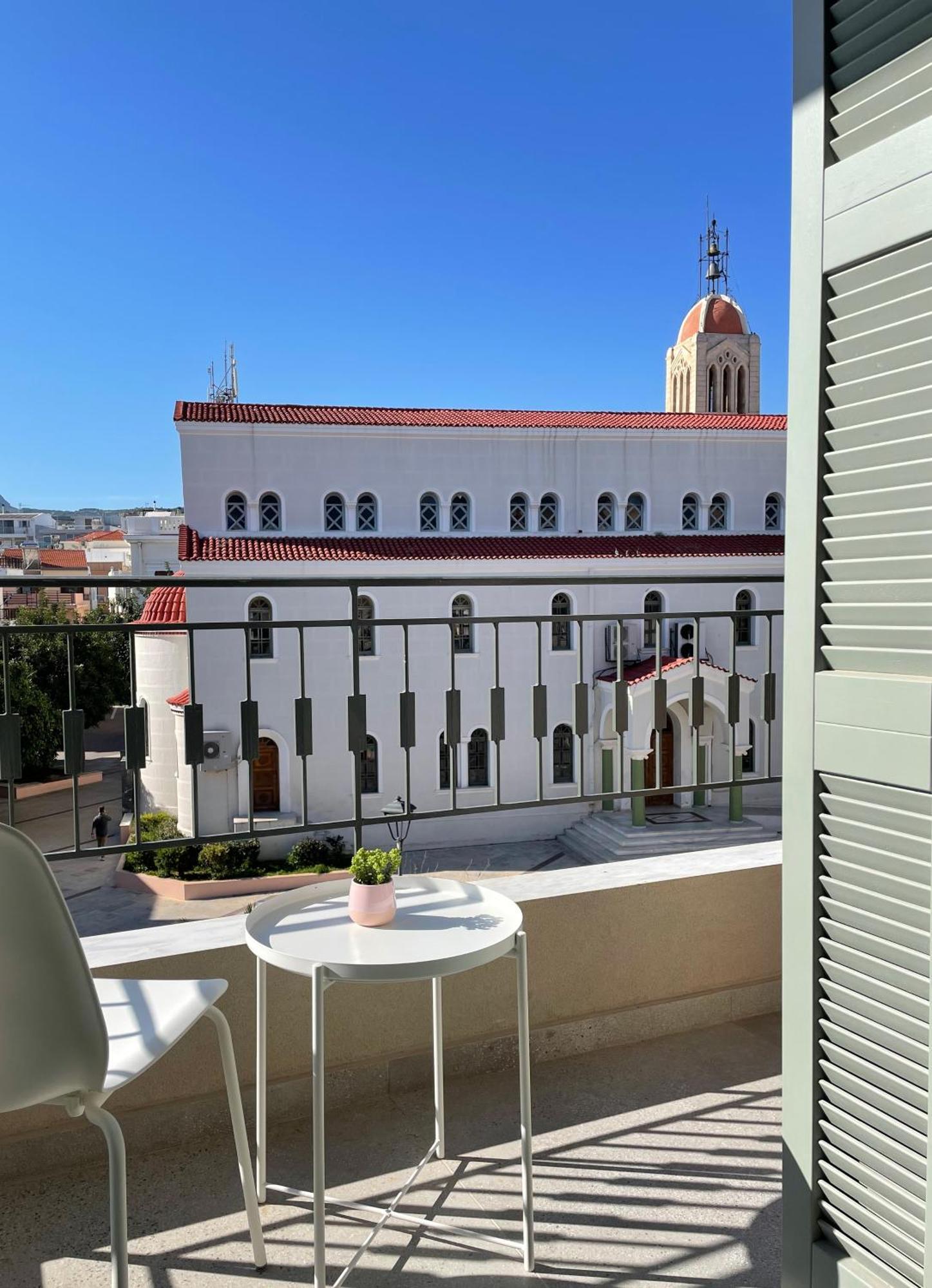 The Met Suite 3, Elegant Stay Centrally In Rethymno! Dış mekan fotoğraf
